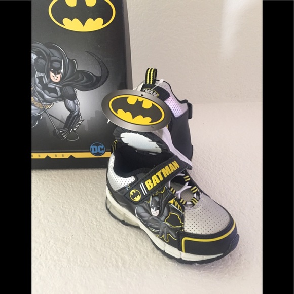 batman tennis shoes